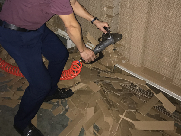 印刷紙盒制造廠為什么需要清廢機？