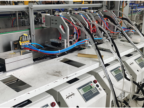 金徽酒現場作業圖