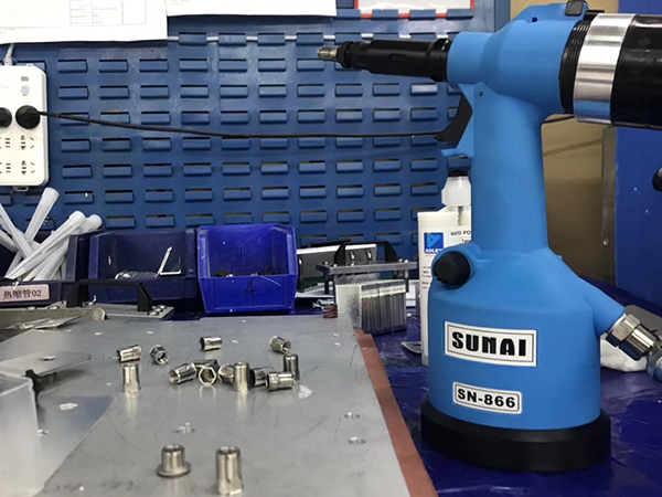 鉚螺母槍的特點(diǎn)有哪些？