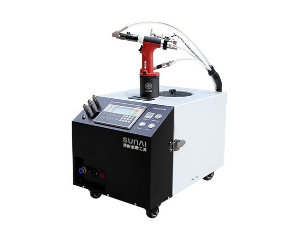 速耐為麥卡德工貿有限公司提供自動鉚釘槍